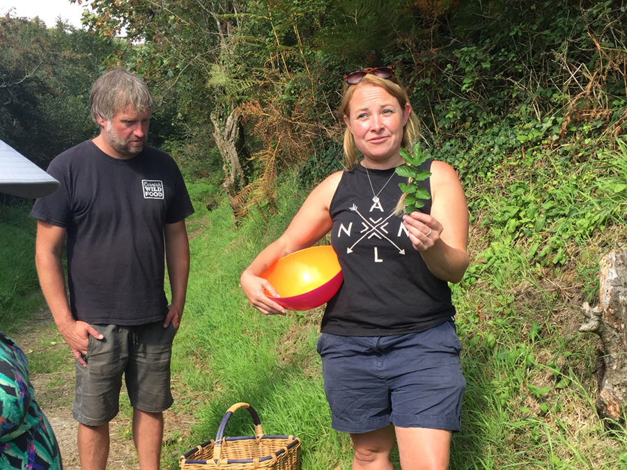 A foraging walks with Cornish Wild Food with Matt Vernon and Emma Gunn